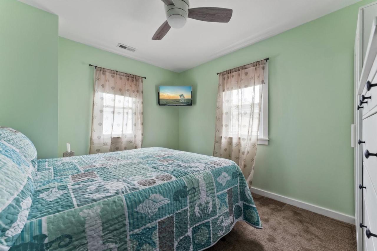 Newly Renovated 4 Bedroom Home Only 2 Blocks From The Beach! Wildwood Exteriér fotografie