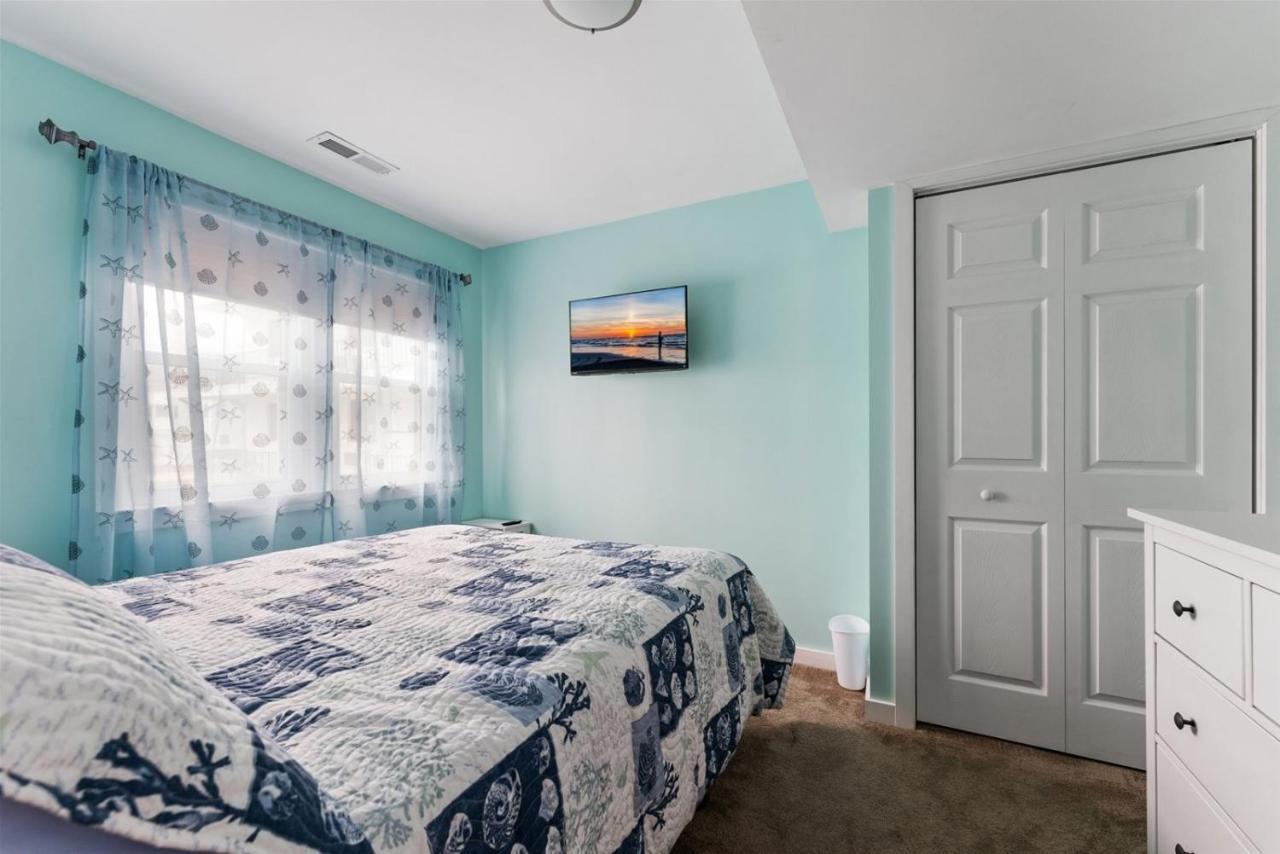 Newly Renovated 4 Bedroom Home Only 2 Blocks From The Beach! Wildwood Exteriér fotografie